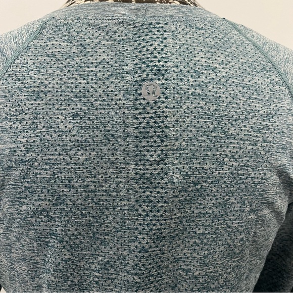 Lululemon swiftly tech long sleeve - Picture 2 of 4